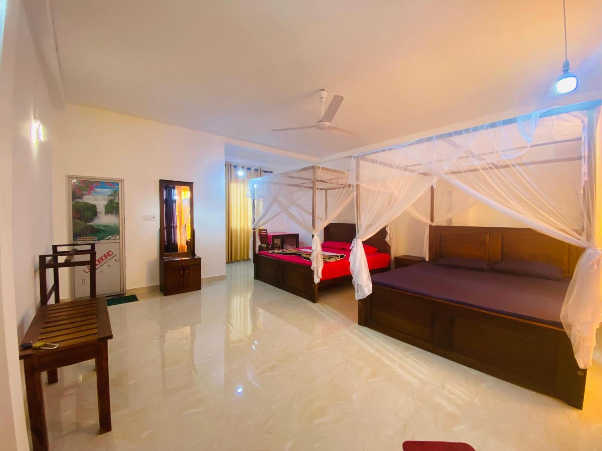 Bed & Breakfast Mount Zuid-Dikwella